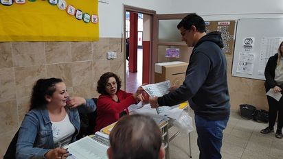 Cerraron las urnas en Villa Nueva: se votó por gobernador e intendente