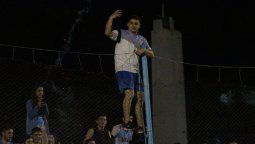 Qué hay detrás del apriete de la barrabrava a los dirigentes de Estudiantes