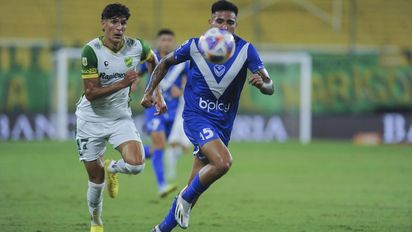 Defensa y Vélez igualaron sin goles en el inicio de la novena fecha