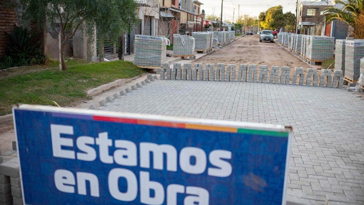 Plan de pavimentación: avanza el adoquinado en pasajes del sur