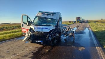 Vicuña Mackenna: un hombre murió tras una colisión entre una camioneta y una ambulancia