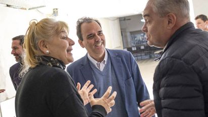 Llamosas recorrió las obras que transforman el Centro de Salud