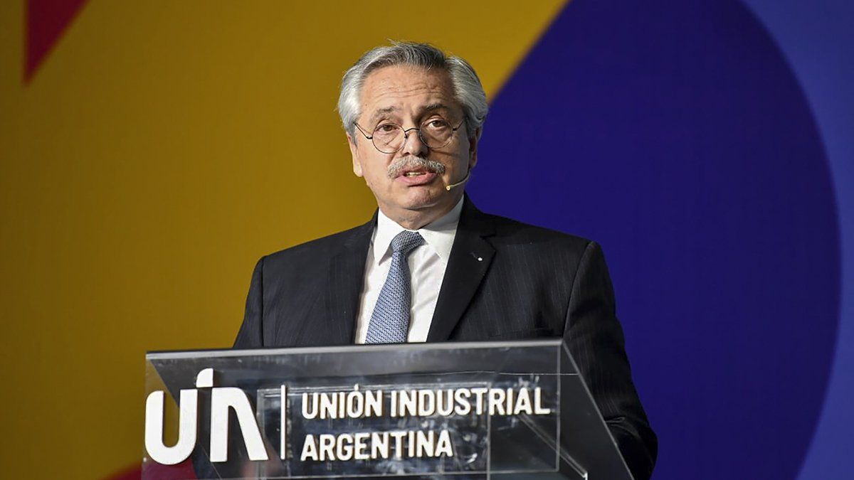 El presidente Alberto Fernández advirtió que será inflexible en el cuidado de los precios de la canasta básica.