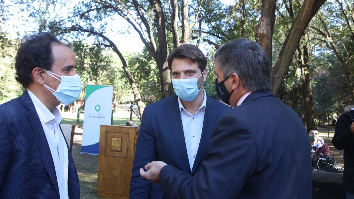 El intendente Llamosas y Scotto