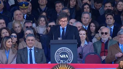 En la Rural: Milei prometió bajar las retenciones en 2025