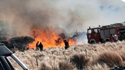 Achiras: combaten un frente cerca del Balneario que amenaza a propiedades