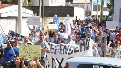 Salud: los trabajadores ponen plazos por las mejoras tras levantar el paro