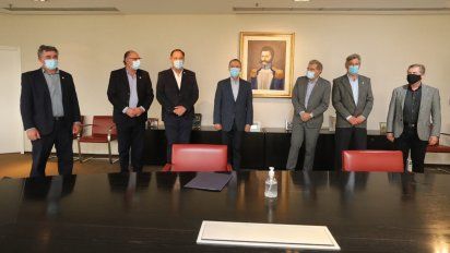 Schiaretti, con fuerte respaldo al campo: pidió bajar retenciones y reabrir exportaciones de carne