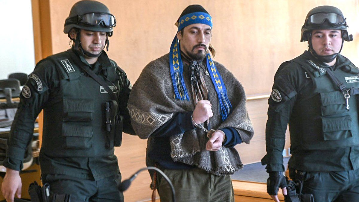 La policía de Río Negro detuvo al líder mapuche Facundo Jones Huala en una vivienda de la ciudad de El Bolsón.