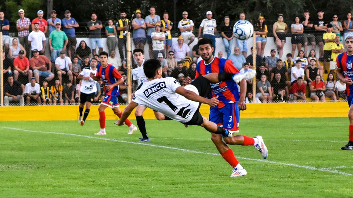Acción Juvenil, de local venció 2-0 a San Lorenzo de Alem por la primer final de la Región Centro del TRFA
