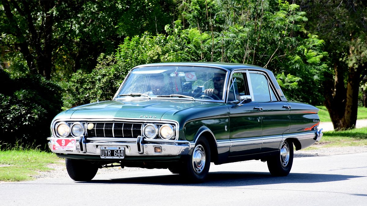 Joaquín Cepeda-Carlos Rubiolo con un Falcon 1972 ganaron en Antiguos-Contemporáneos A&nbsp;