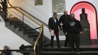Fabián Doman renunció a la presidencia de Independiente y se profundiza la crisis