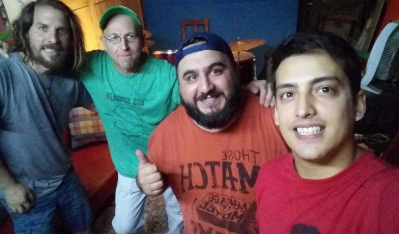 De Colores se presenta en la Explanada del Galpón Blanco.