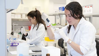 Según un informe, las mujeres ganan un 26,2% menos que sus pares varones