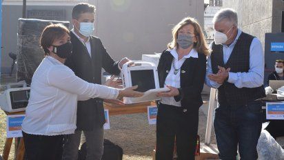 Coronel Moldes: Torres destacó la labor de los municipios en pandemia