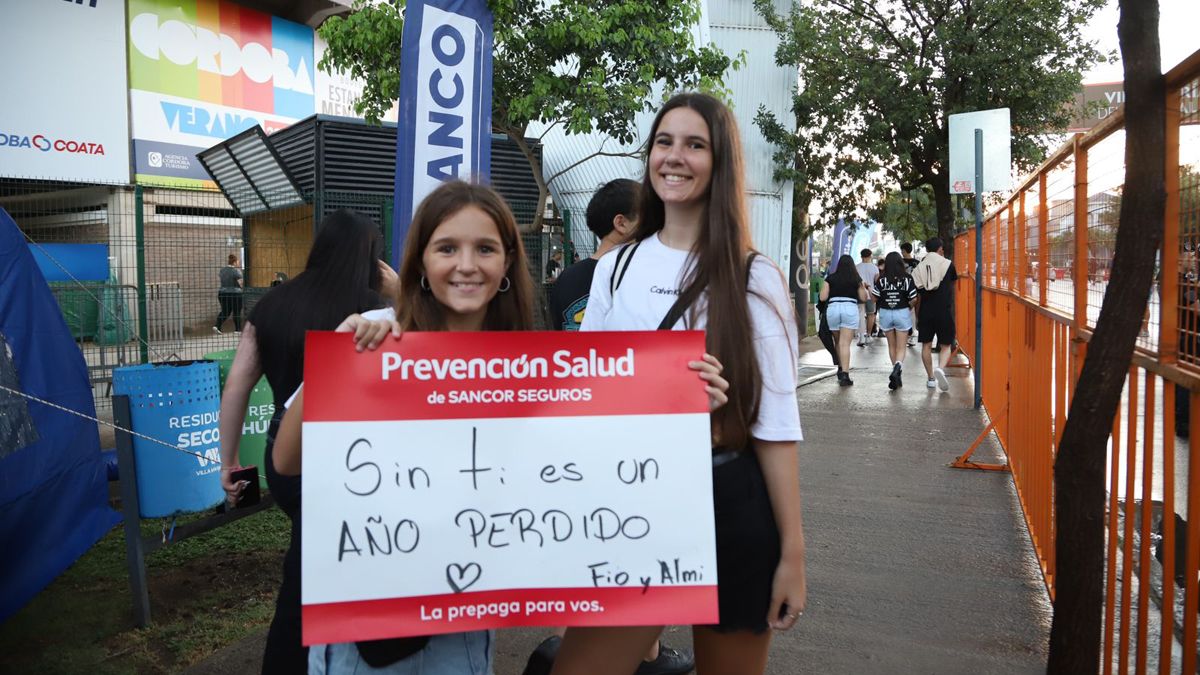 Todas las edades presentes en el coloso de cemento. La primera noche fue una fiesta.&nbsp;
