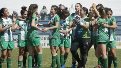 Las universitarias del Verde y el Blanco tienen hoy su gran fiesta de graduación