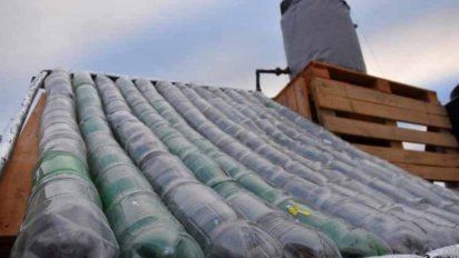 Estudiantes arman termotanques solares para los merenderos