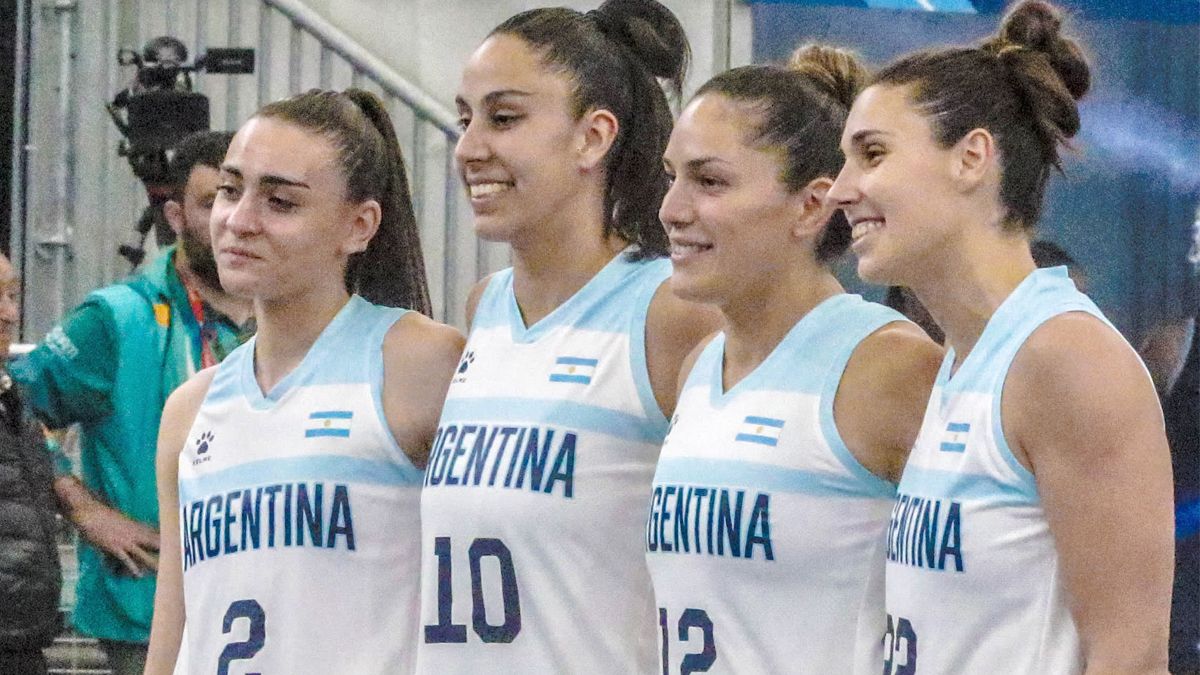  Uruguay debutó con victoria en la hora ante México