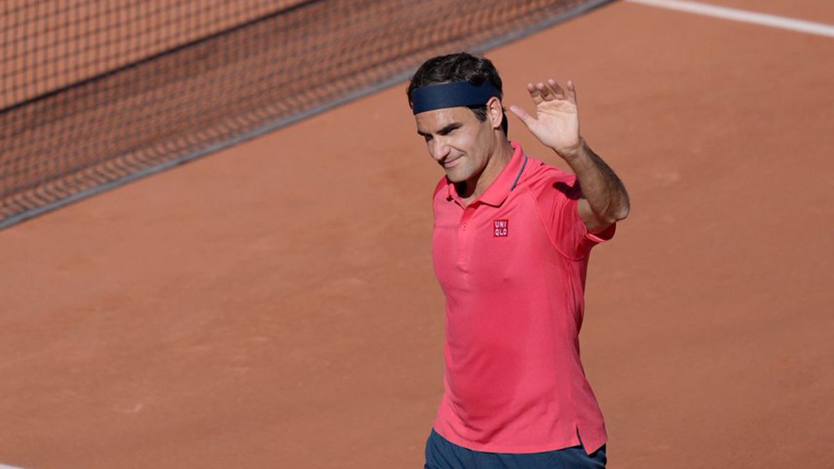 Roger Federer dropped out of Roland Garros