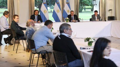 Alberto Fernández analizó con distintos movimientos la reconstrucción del tejido social