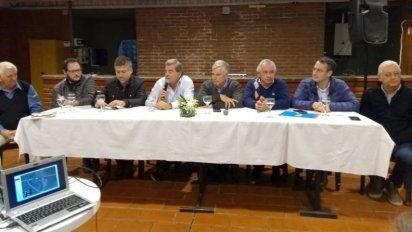 Intendentes y productores analizaron la pavimentación de caminos rurales