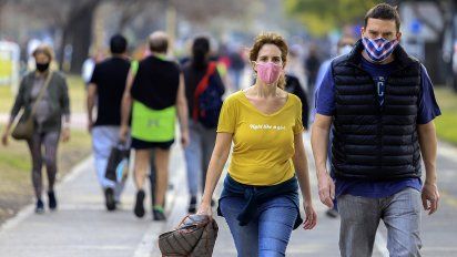 Argentina sumó este sábado 18.024 casos de coronavirus