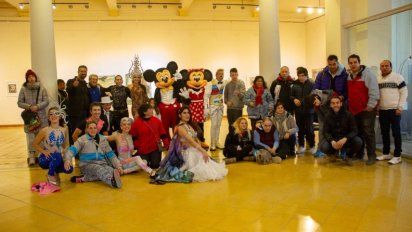 Circo Safari brindó una función para chicos de la cooperativa “Juntos Podemos”