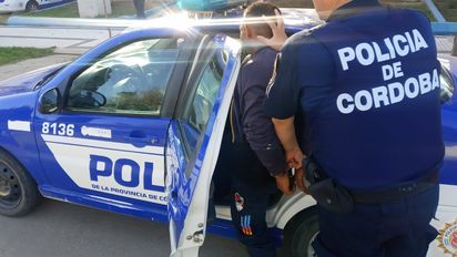 Violencia en Ticino: amenazó a un vecino con un cuchillo