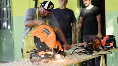 Más de 200 carreros acceden a la alfabetización y se capacitan en oficios