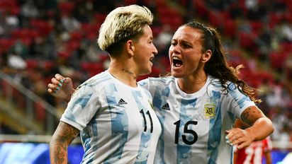 Argentina venció a Chivas de Guadalajara