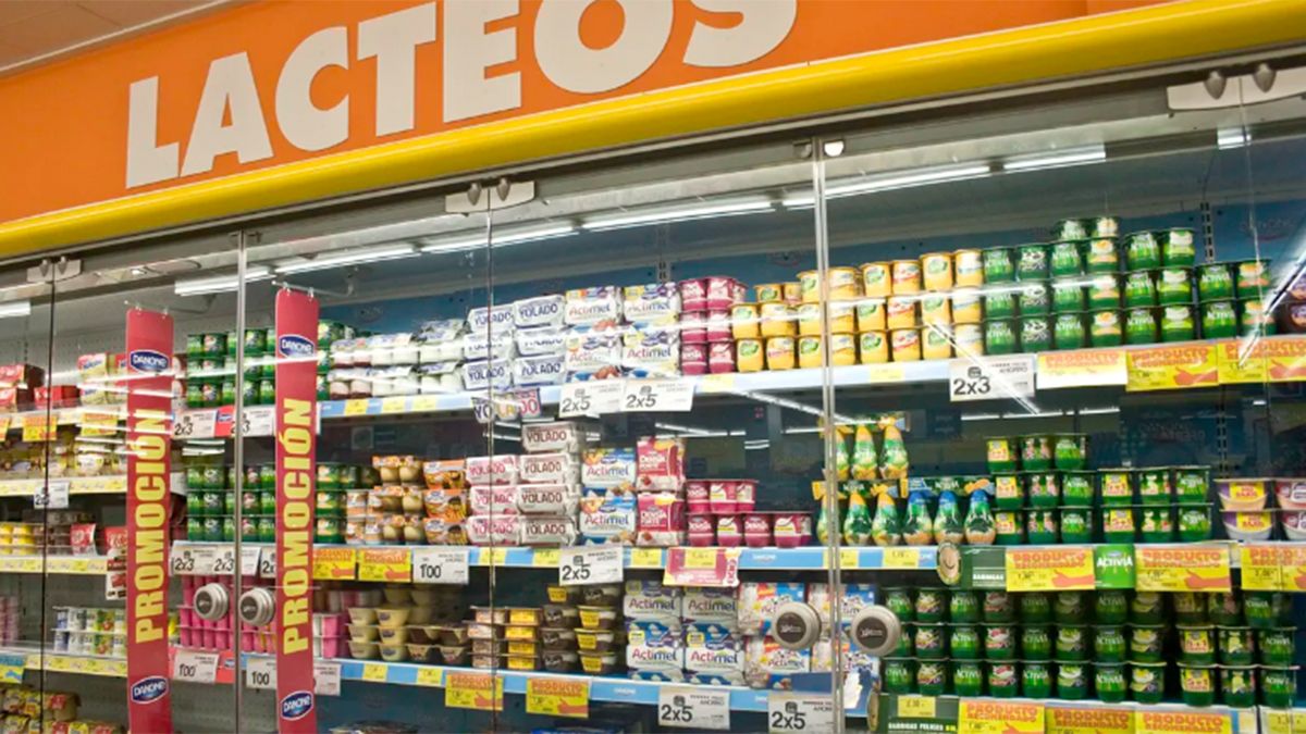 Gobierno y empresas acuerdan incorporar 120 productos lácteos a la canasta de Precios Cuidados