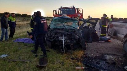 Siete muertos en un choque frontal entre dos vehículos en Buenos Aires