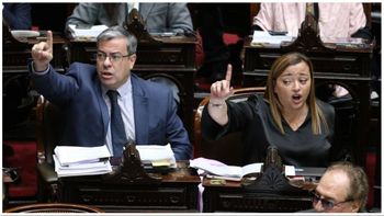 A la oposición no le alcanzó y se cayó la sesión en Diputados para voltear el DNU 70