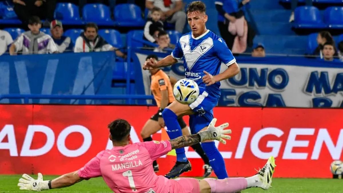 Braian Romero marcó dos de los tres goles con Vélez le ganó 3-1 a Atlético Tucumán en Liniers