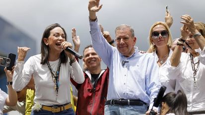 González Urrutia llamó a la comunidad internacional a 