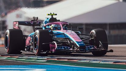 Colapinto abandonó en el GP de Estados Unidos luego de un toque con Arvid Lindblad