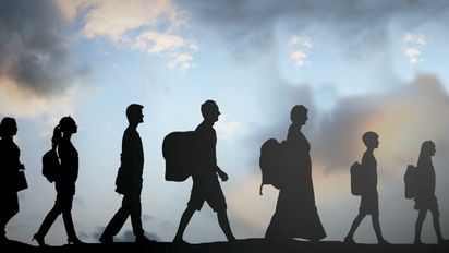Migrantes en suelo argentino, ¿realmente significan un gasto para el Estado?