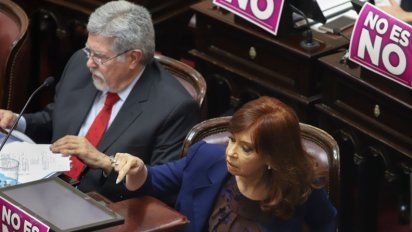 Es ley la desregulación del papel prensa, la eliminación del precio único y el abastecimiento interno