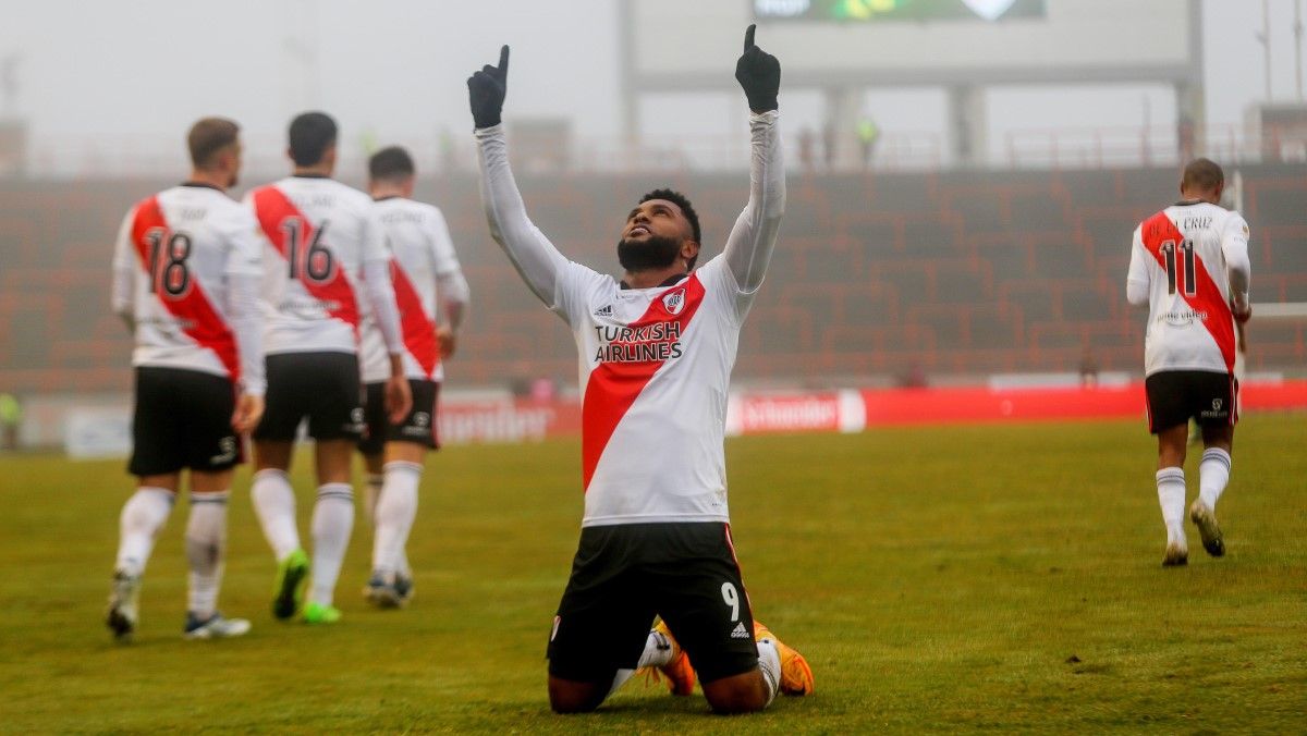 River goleó a Aldosivi en Mar del Plata, con dos asistencias y un gol del colombiano Borja
