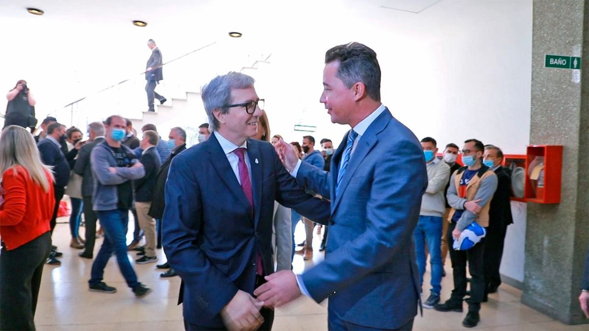 El vicegobernador Manuel Calvo participó de la asunción del flamante rector de la Universidad Nacional de Córdoba