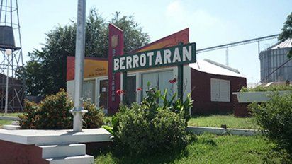 Vecinos de Berrotarán piden que se amplíe la zona de resguardo para las fumigaciones