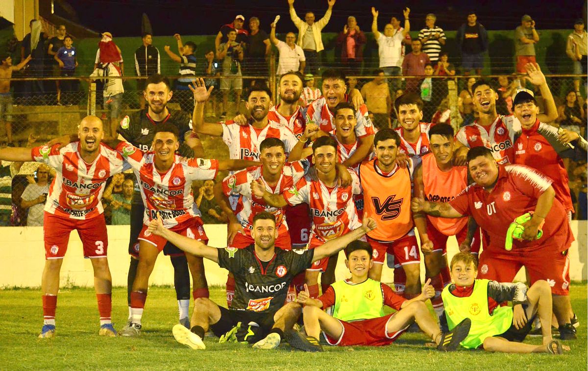 El elenco de Alumni se consagró campeón de la Liga Villamariense de Fútbol en una gran temporada en la que sólo perdió 3 partidos. Va por el Provincial.