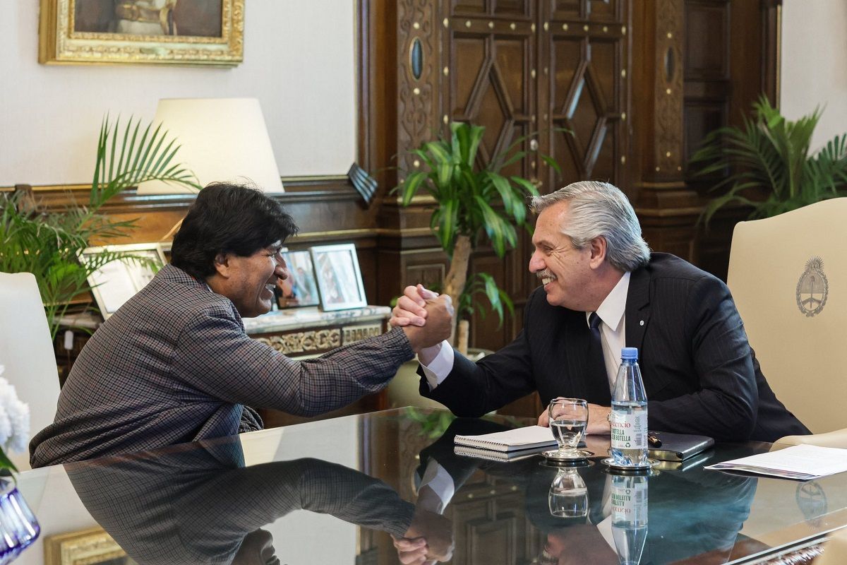 El Presidente dialogó con Evo Morales durante un almuerzo en la Casa Rosada