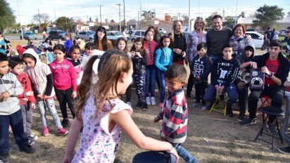 En el barrio Malvinas Argentinas los niños festejaron su día