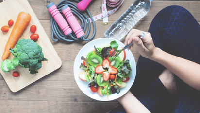 La mayoría de los argentinos no alcanza los niveles recomendados de actividad física, alimentación y descanso, según estudio