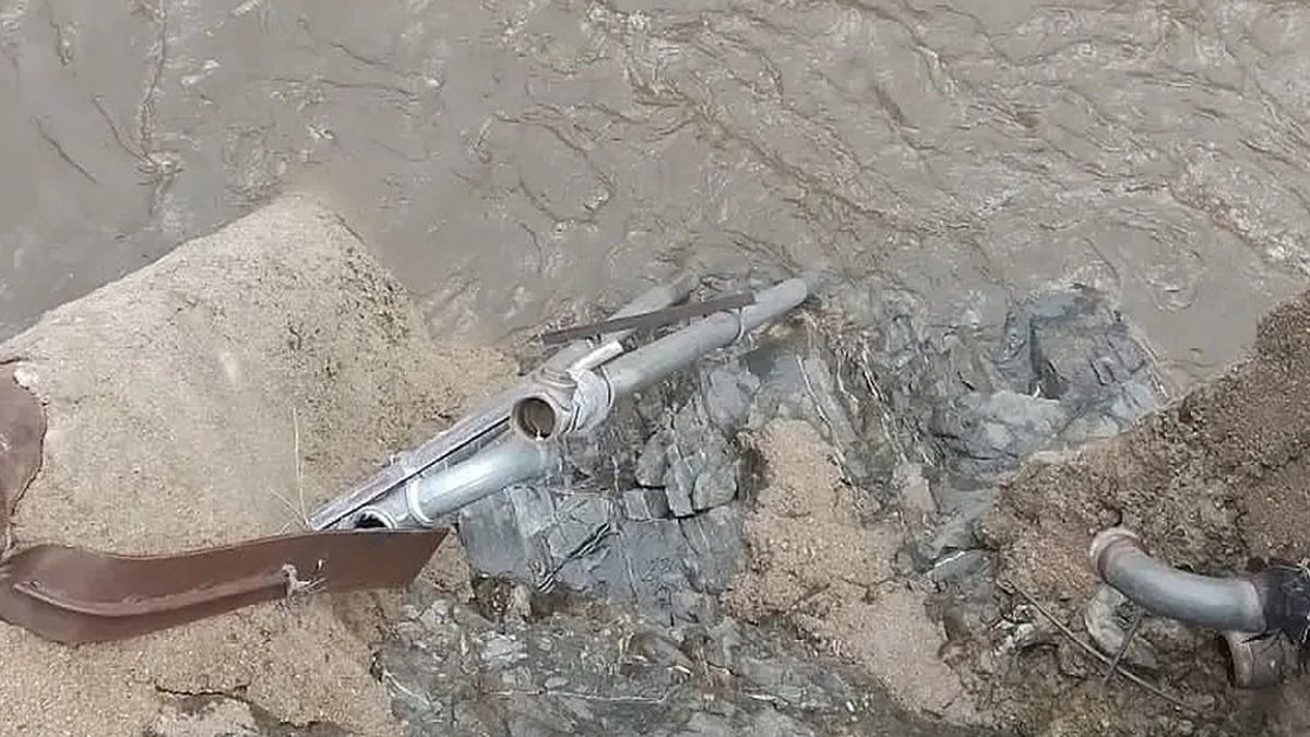 En Alpa Corral la correntada dañó dos bombas de extracción.
