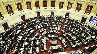 La oposición, escéptica en torno a la convocatoria del Gobierno