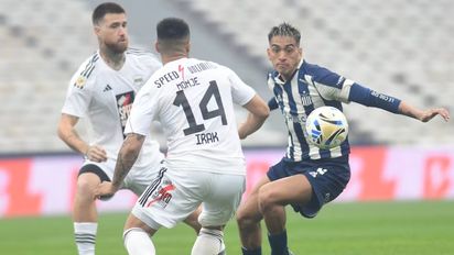 Con el público en llamas, Talleres perdió ante Riestra y se hunde en la zona de descenso