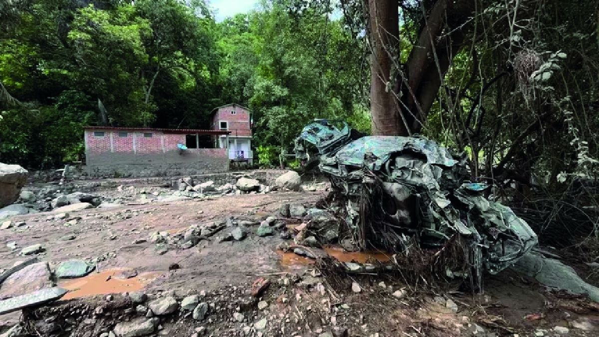 México: Al menos siete personas murieron y nueve permanecen sin localizar